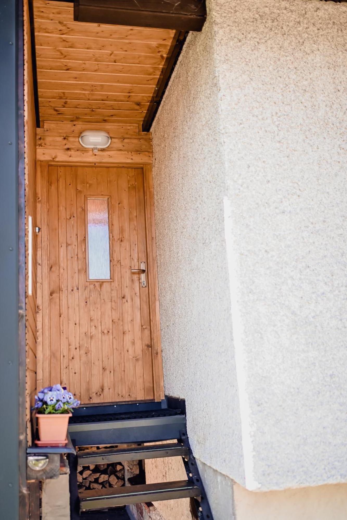 Apartman Pod Zalym Benecko Exterior photo